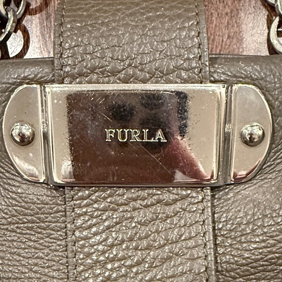 Furla Taupe Leather Shoulder Bag - Picture 3 of 11
